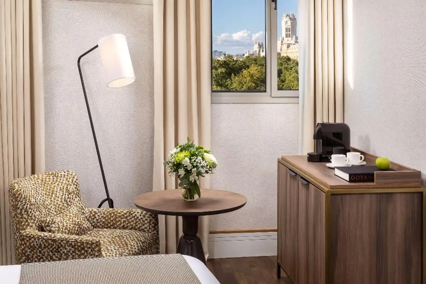 NH Collection Madrid Paseo del Prado Wohnbeispiel