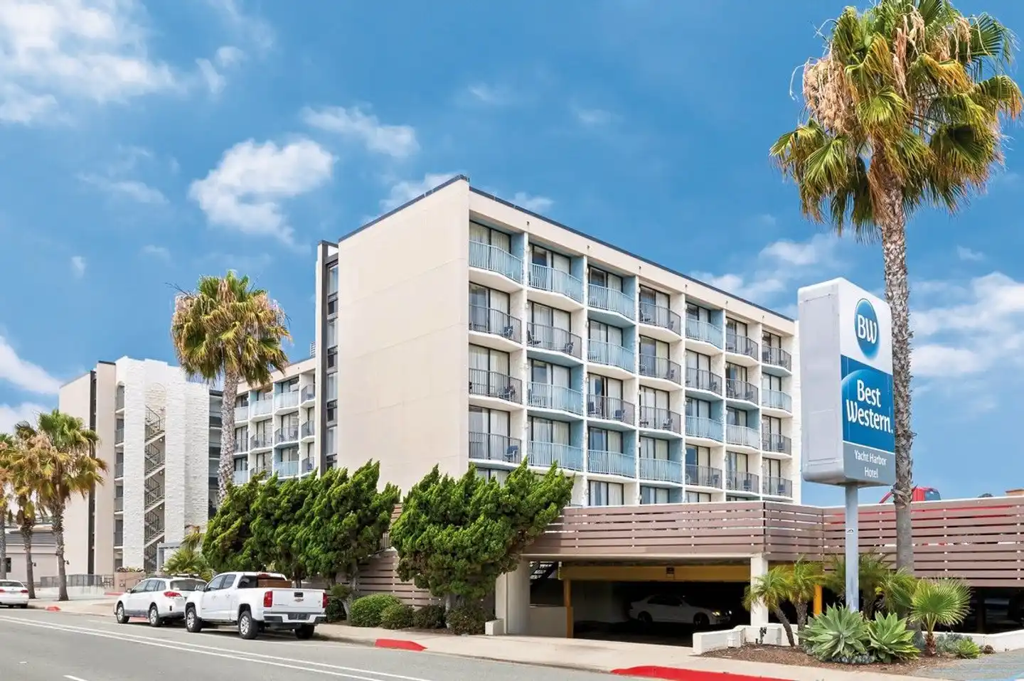 Best Western Yacht Harbor Hotel Aussenansicht