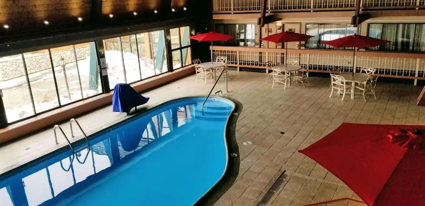 Best Western Sheridan Center Pool