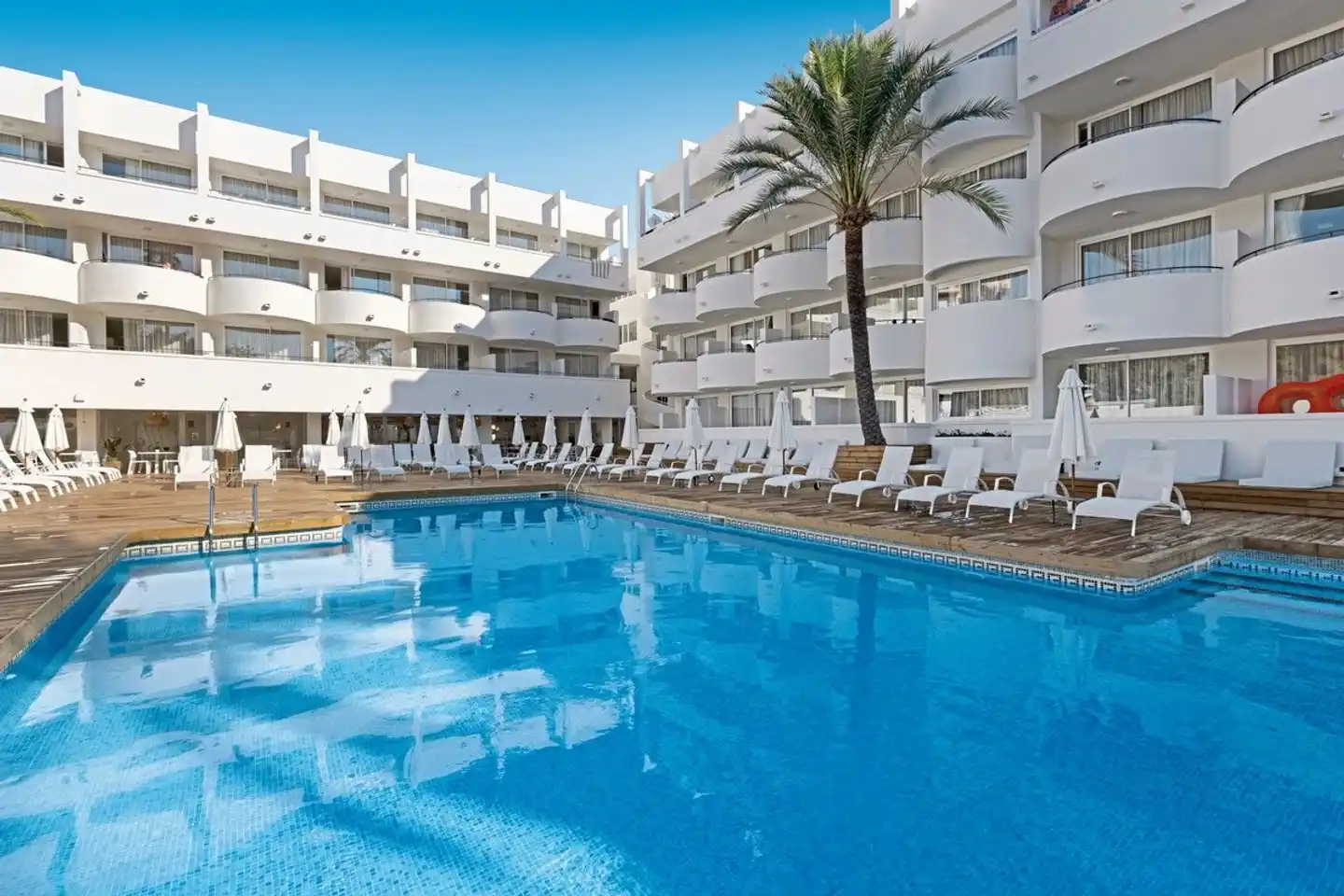 Palmanova Beach by THR Pool