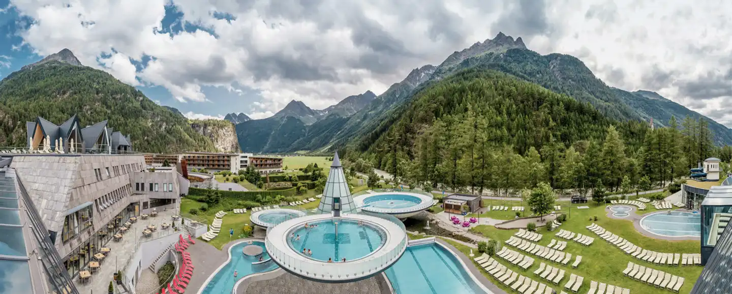 AQUA DOME-Tirol Therme Längenfeld Pool