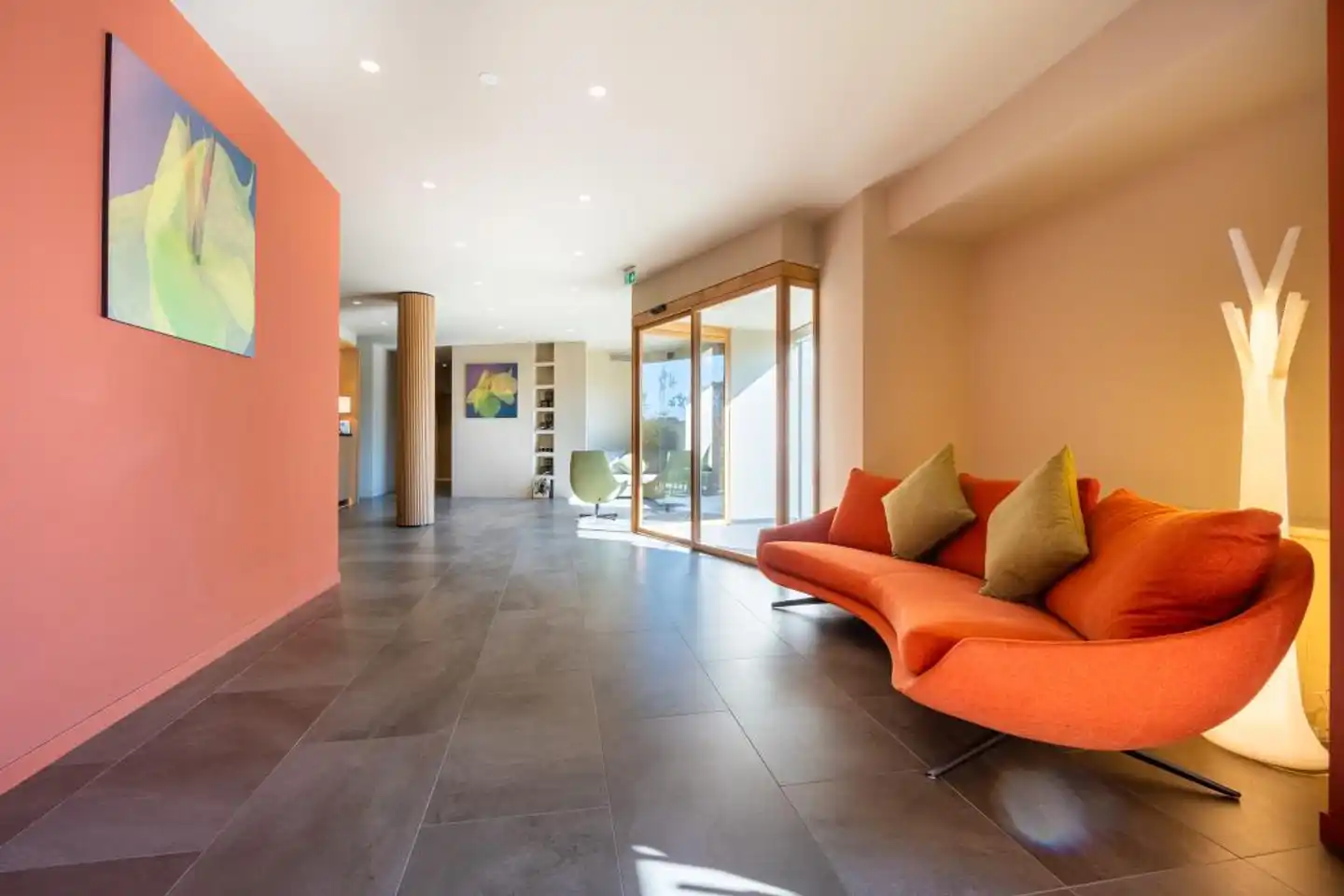 Villa Neroli Lobby