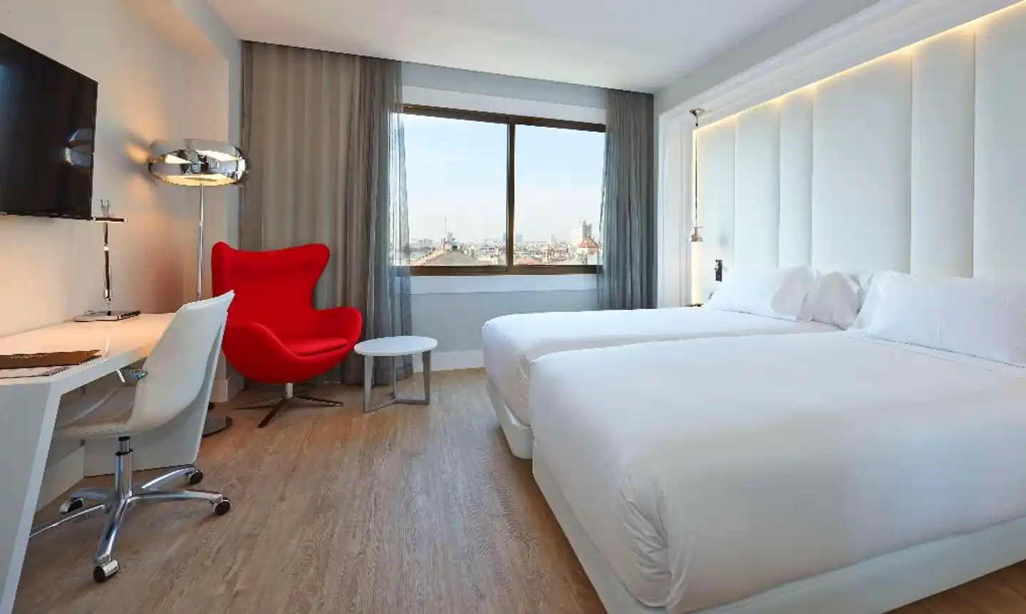NH Collection Barcelona Gran Hotel Calderón Wohnbeispiel