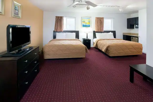 Days Inn by Wyndham Newport OR Wohnbeispiel