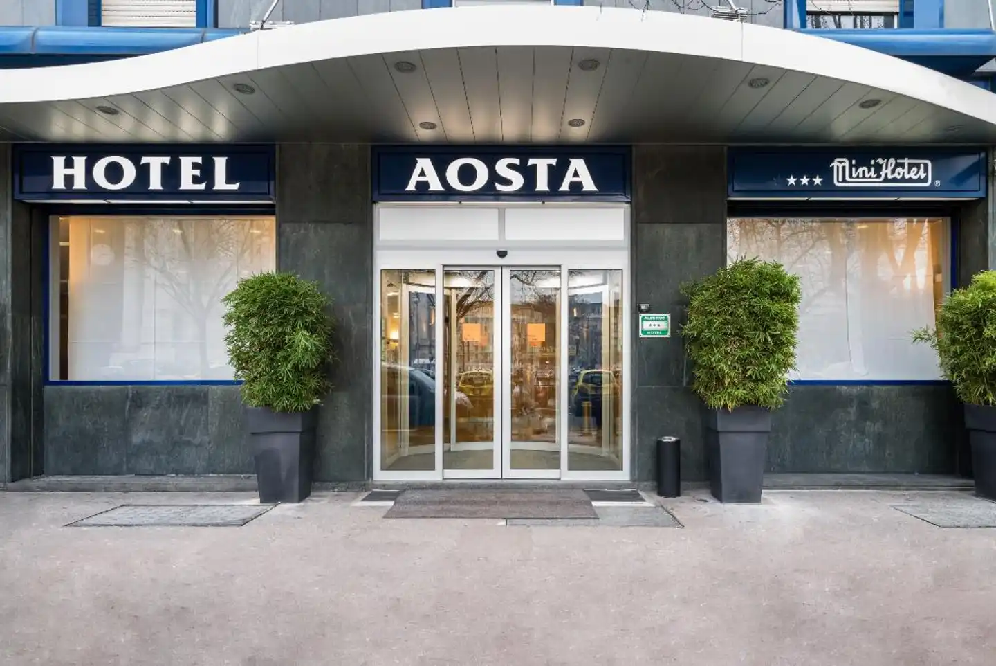B&B Hotel Milano Aosta Aussenansicht
