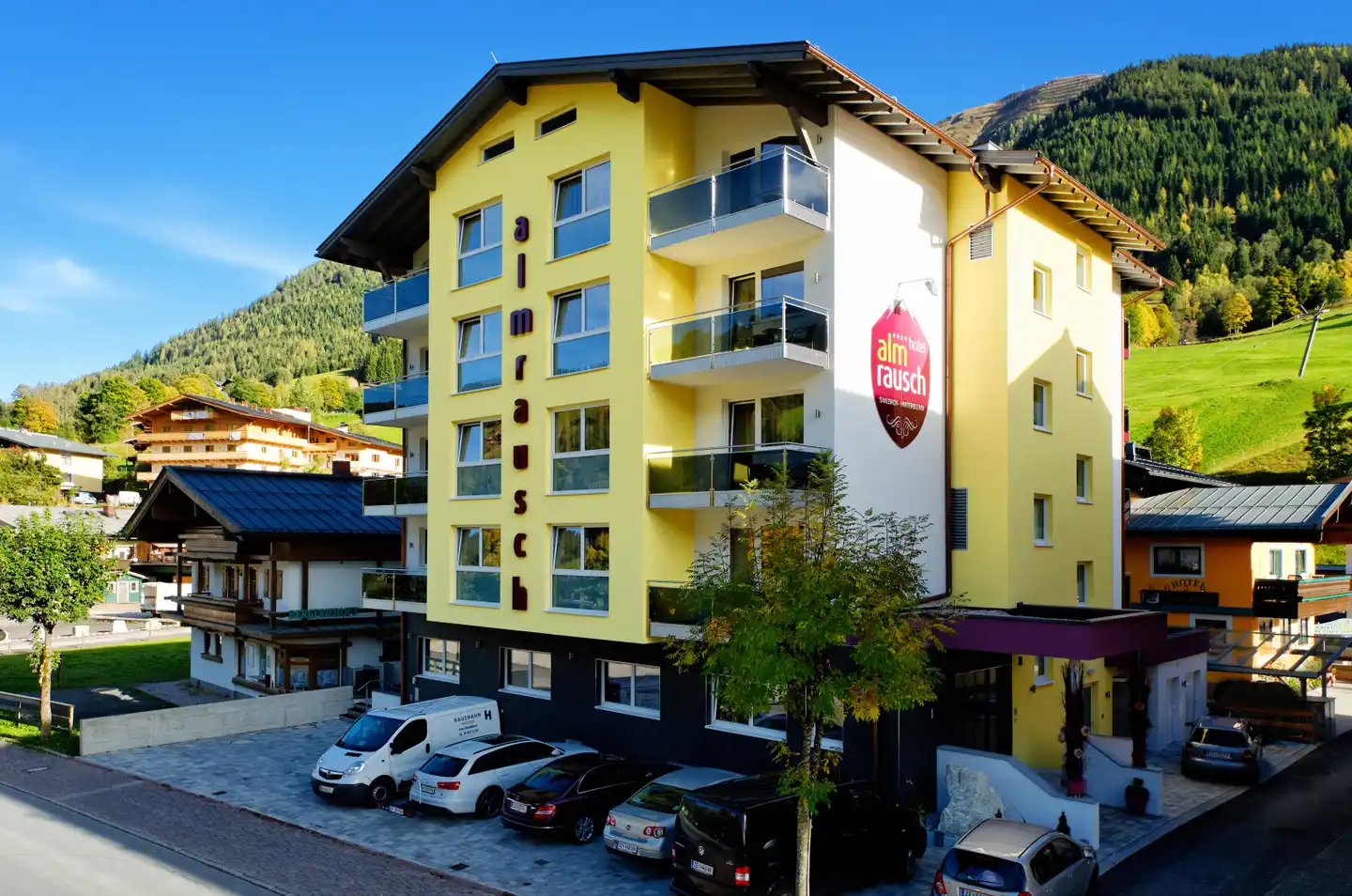 Hotel Almrausch Aussenansicht