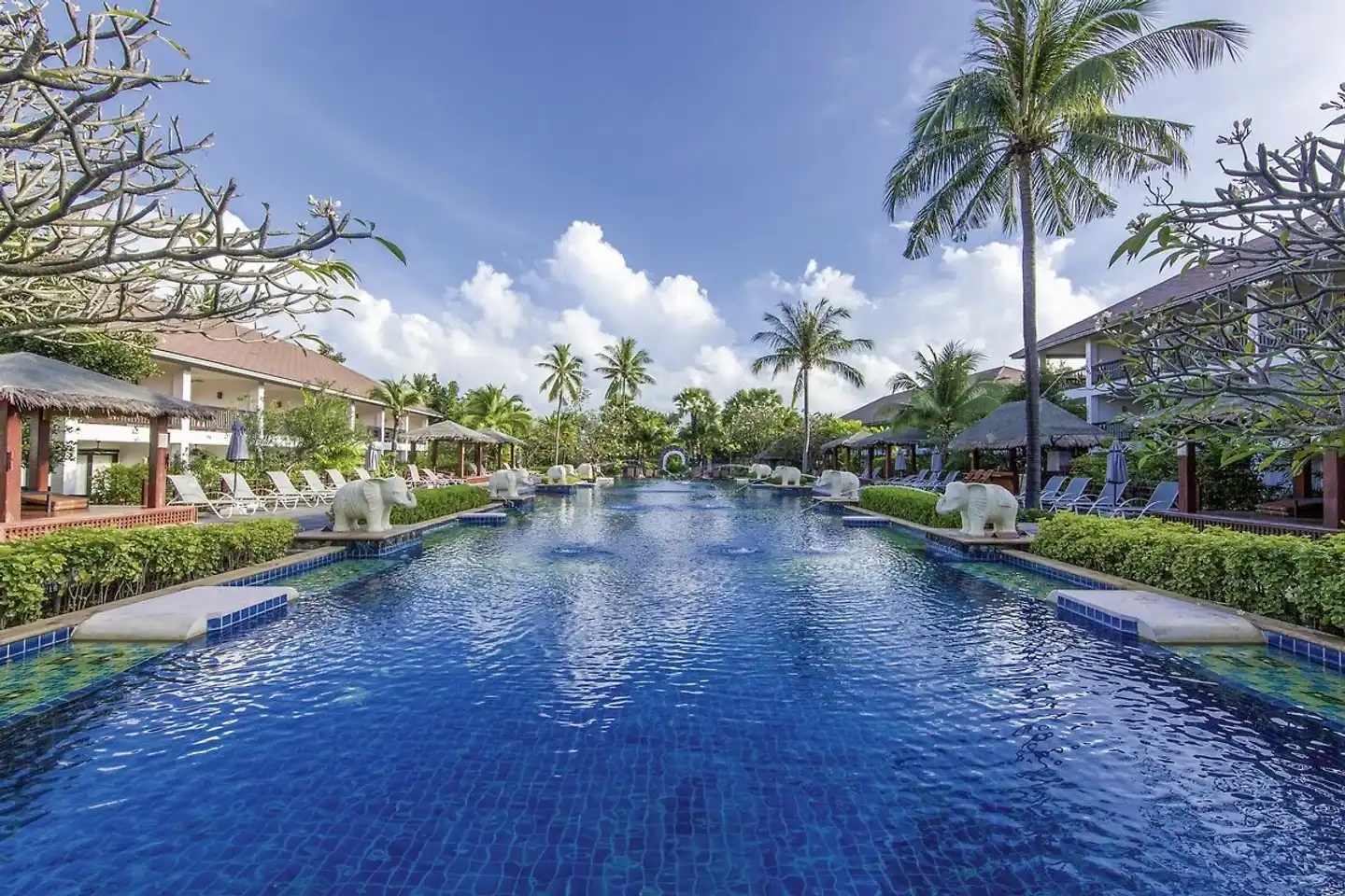 Bandara Spa Resort & Pool Villas, Samui Pool