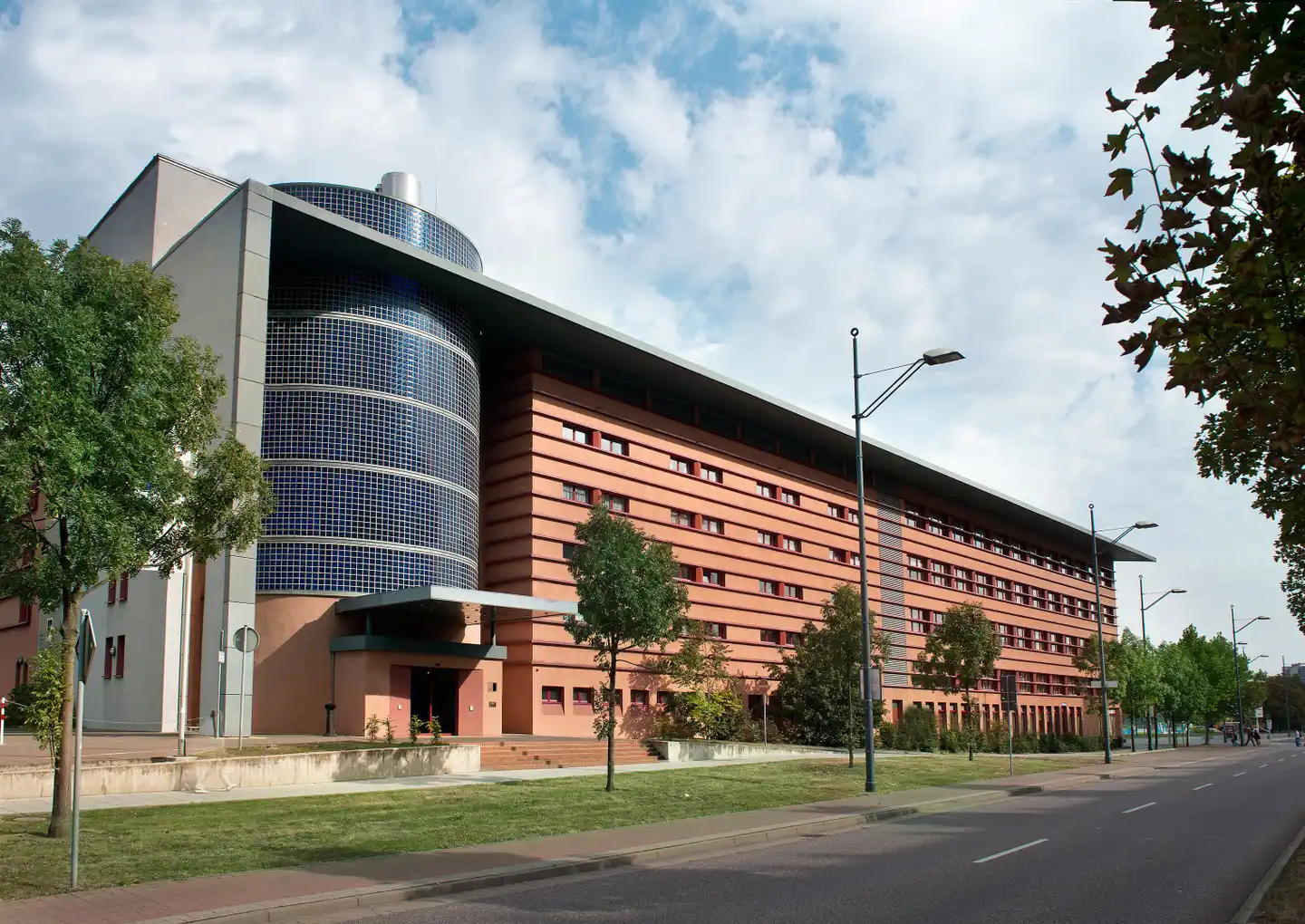 TRYP by Wyndham Halle Aussenansicht
