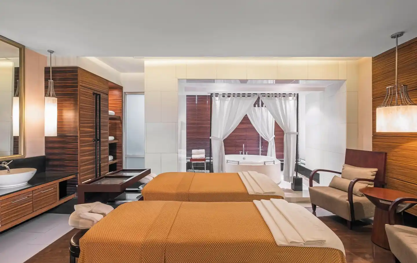 Dusit Thani Manila Wohnbeispiel