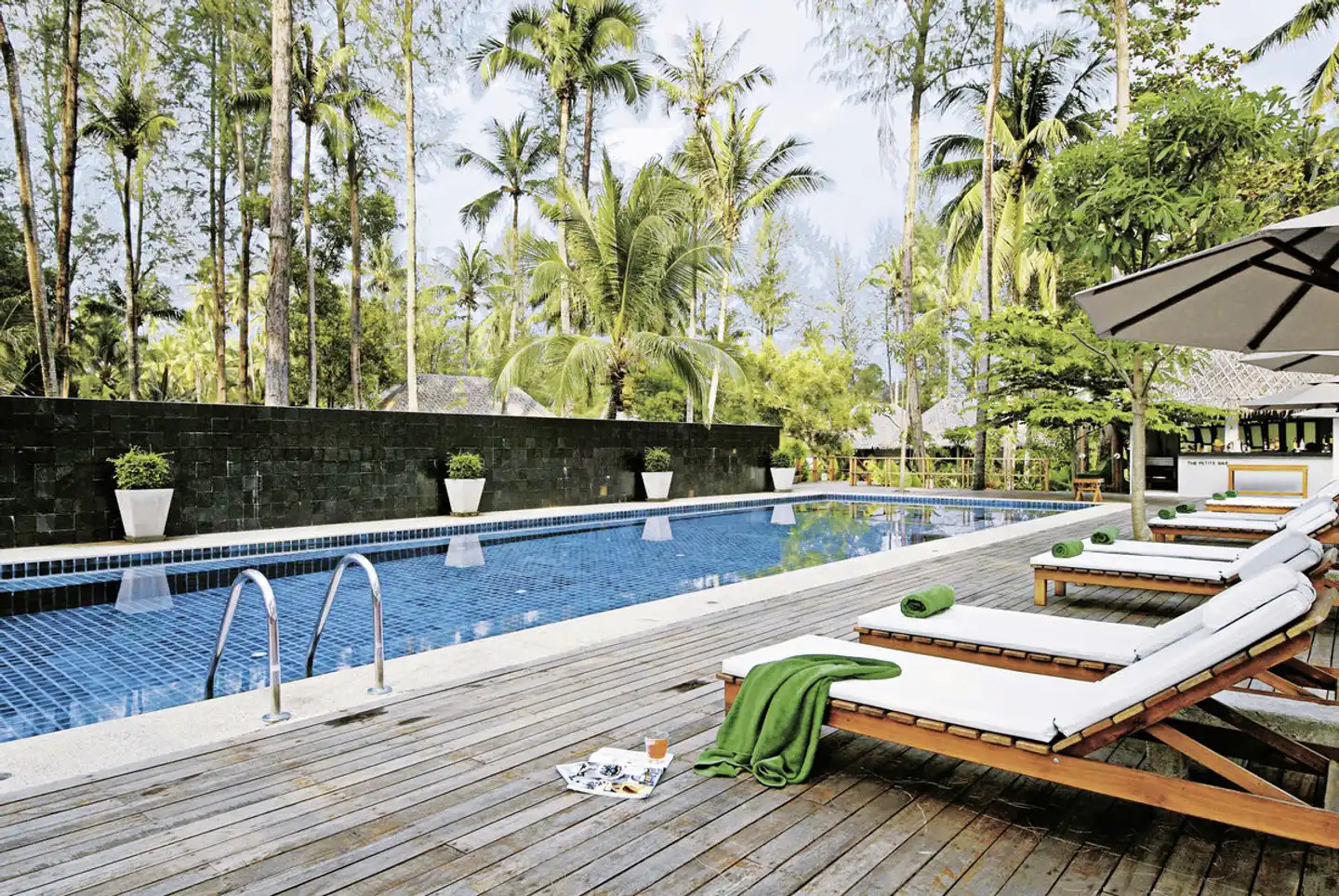 Haadson Resort Pool