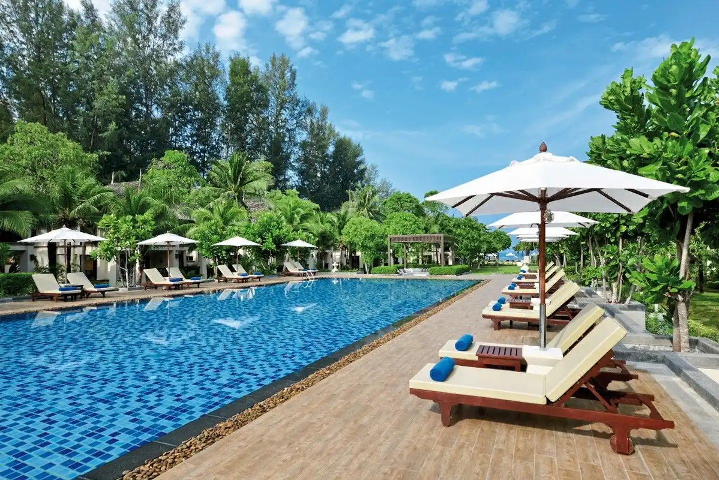 Layana Resort & Spa Pool