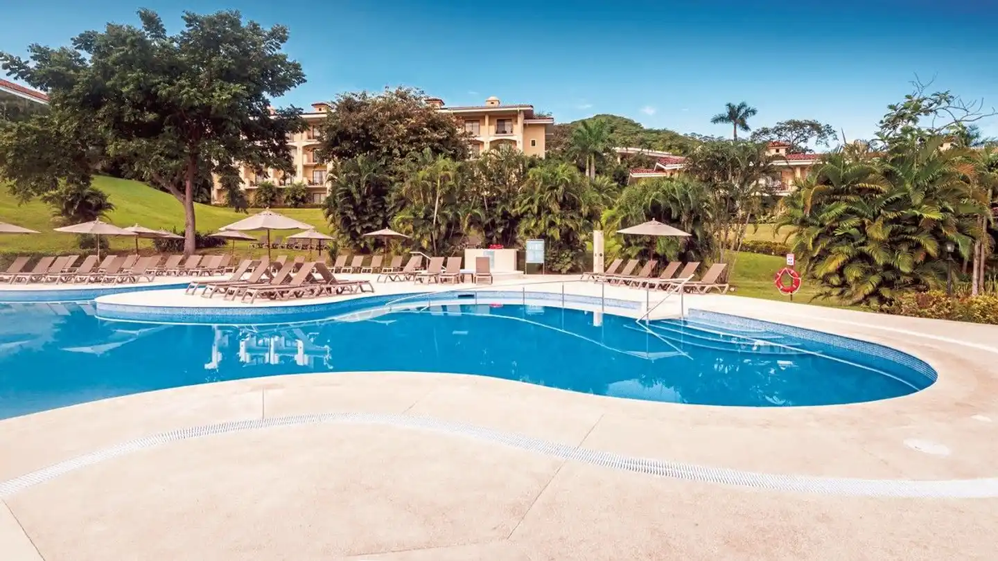 Occidental Papagayo Pool