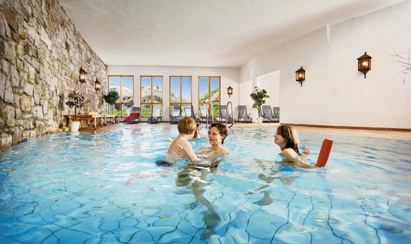 Berghotel Rudolfshütte Hallenbad
