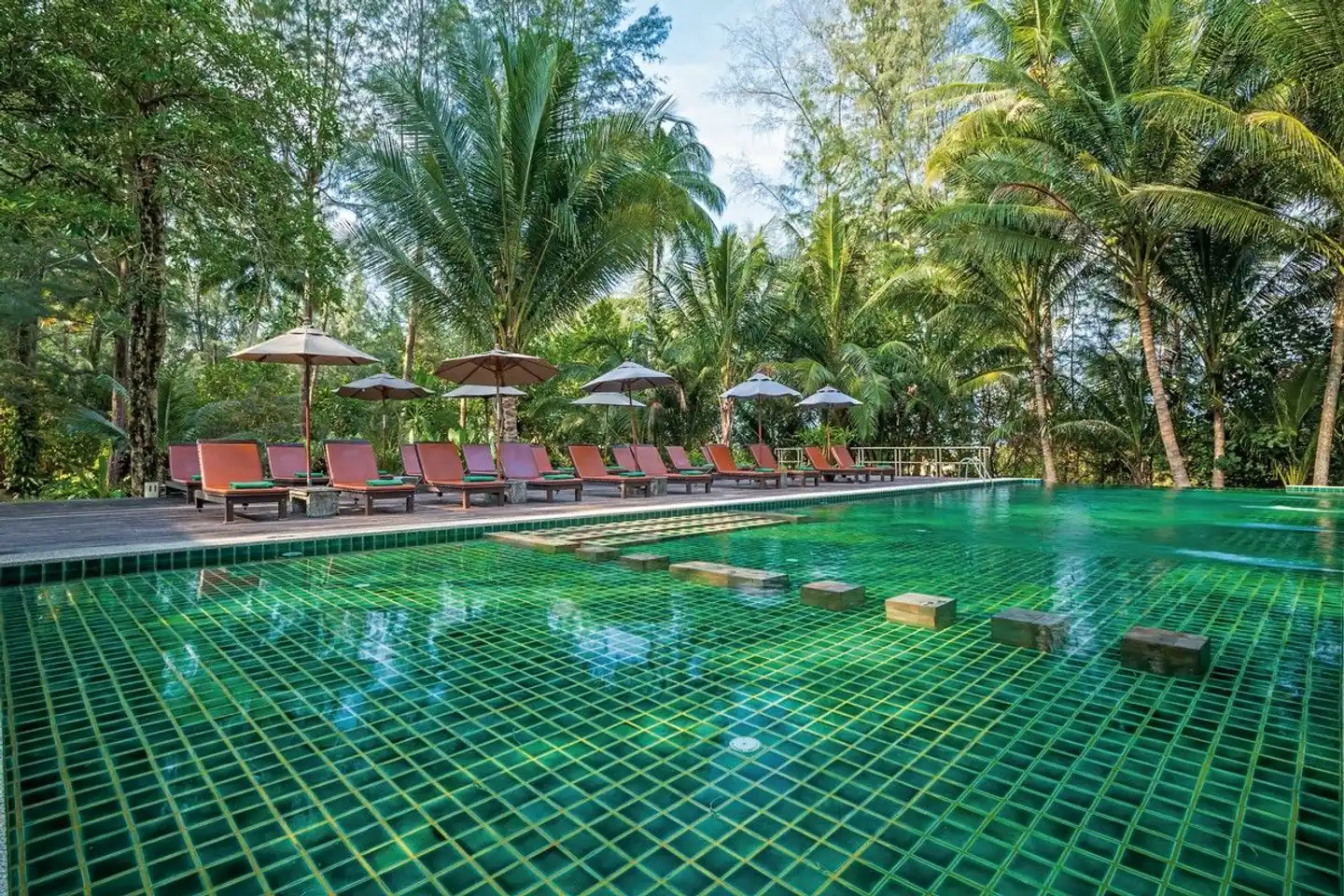 Haadson Resort Pool