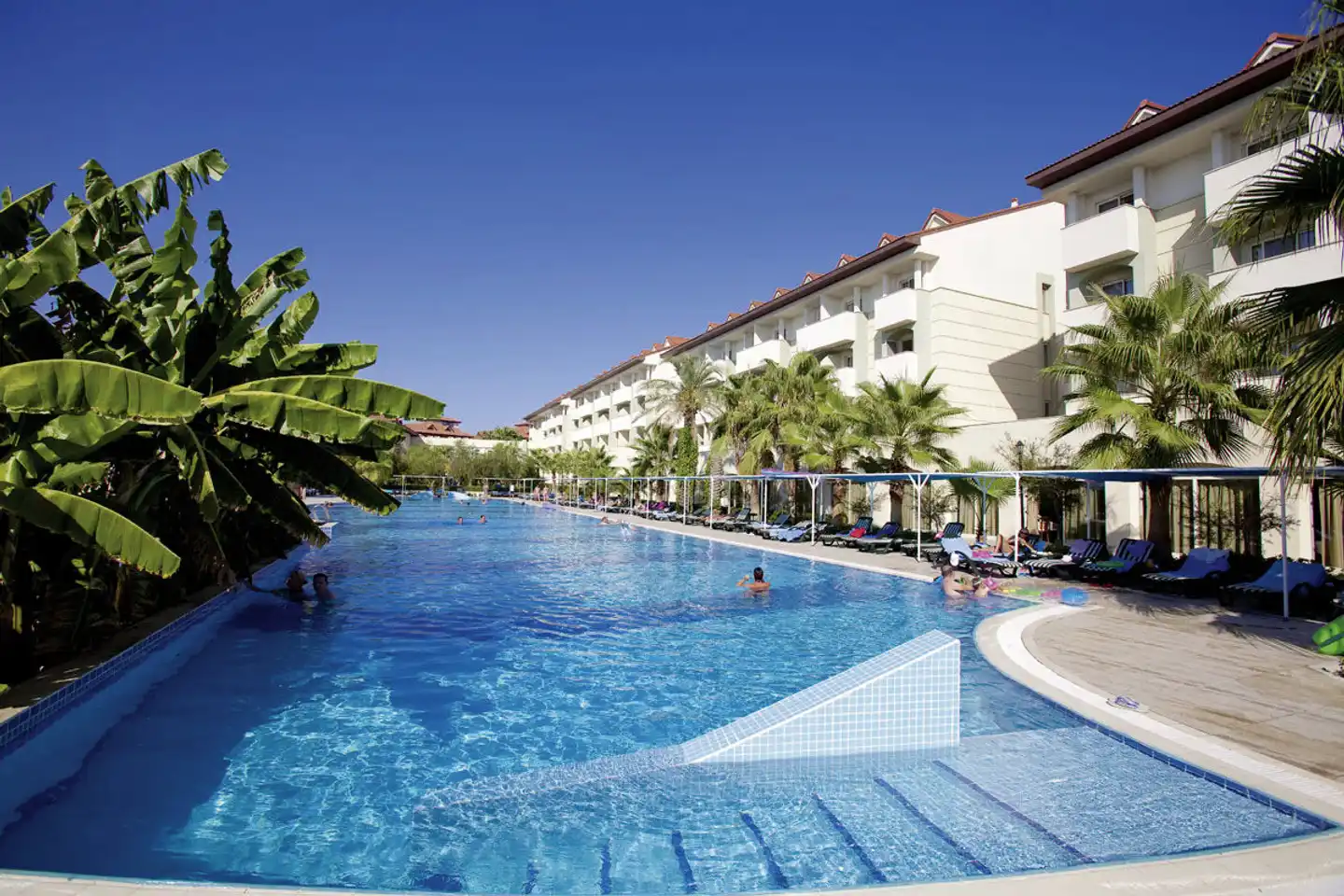 Süral Resort Pool