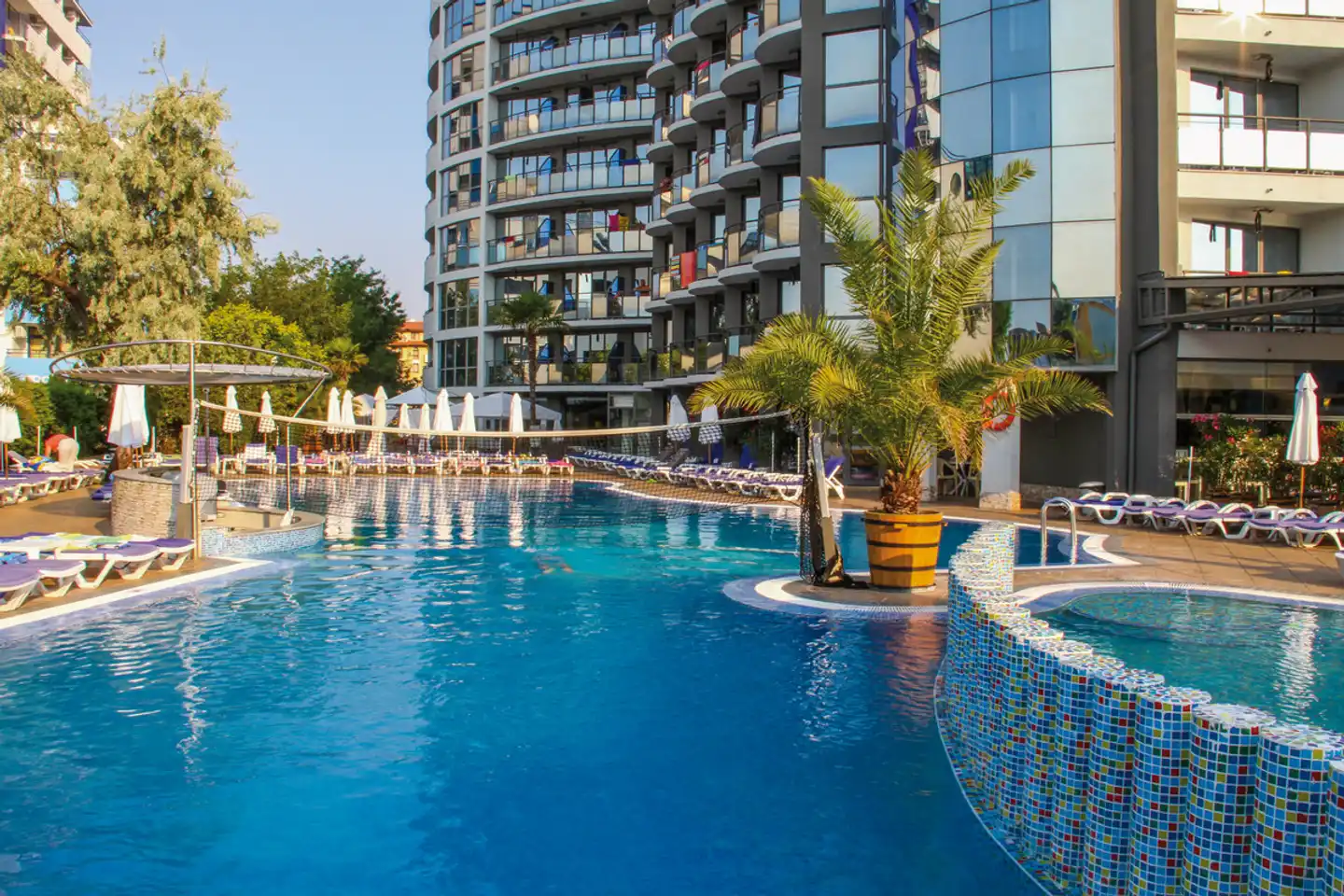 Meridian Pool