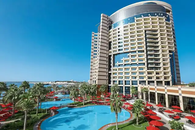 Khalidiya Palace Rayhaan by Rotana Pool