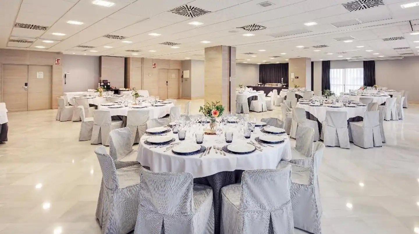 NH Amistad Murcia Restaurant