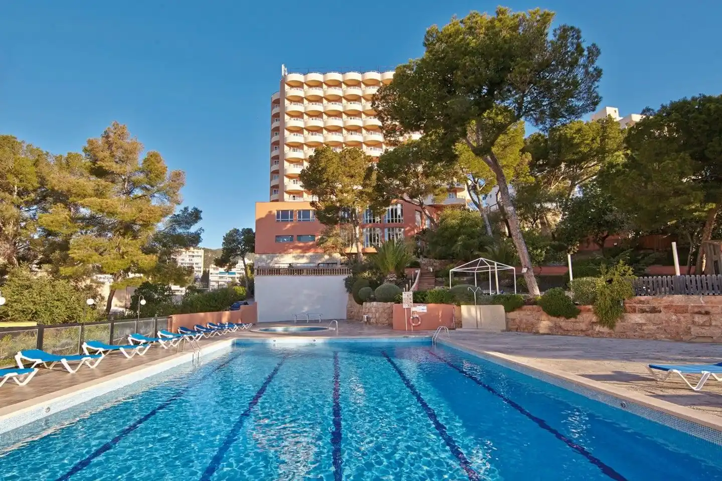 MLL Blue Bay Pool