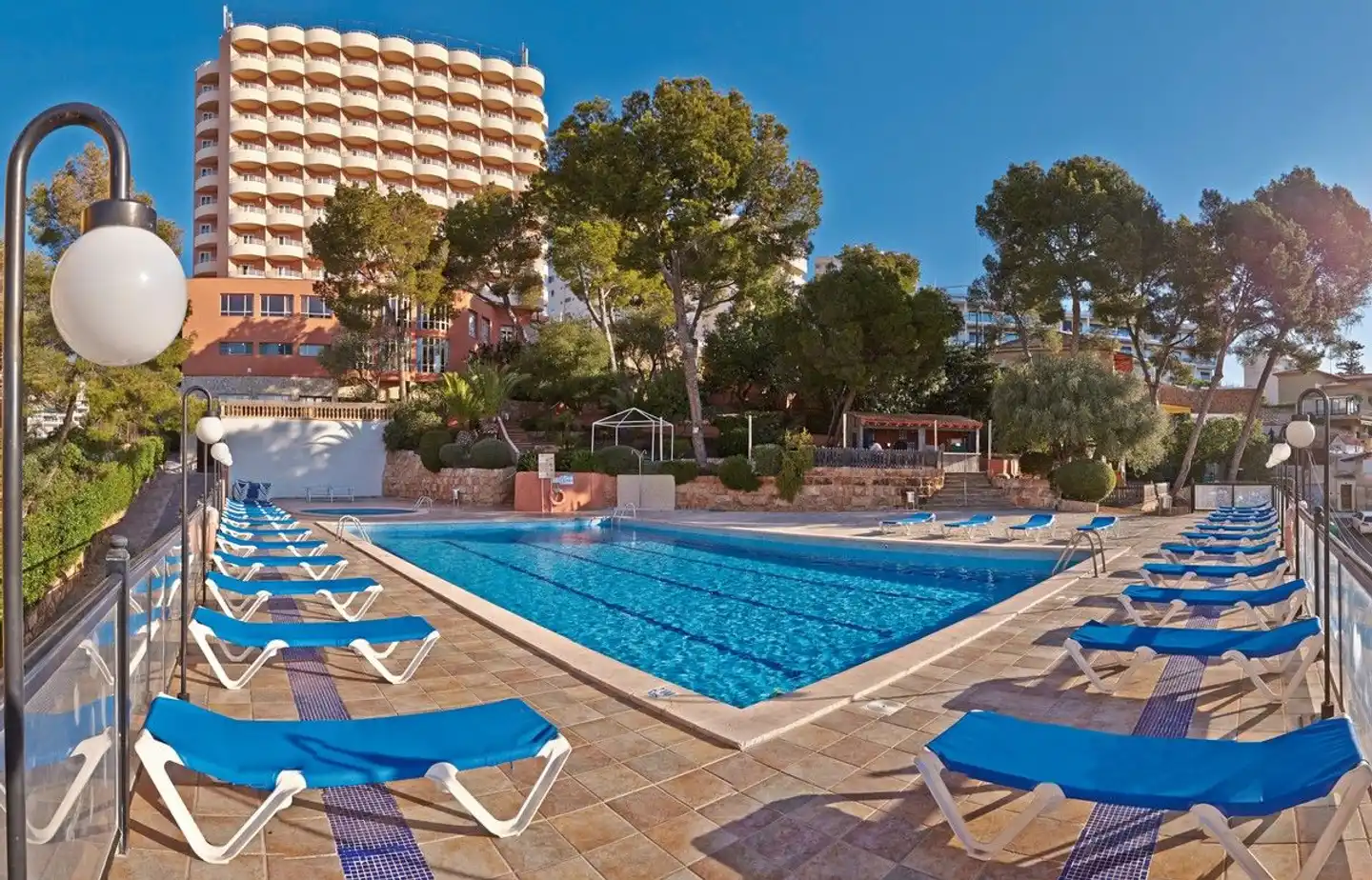 MLL Blue Bay Pool