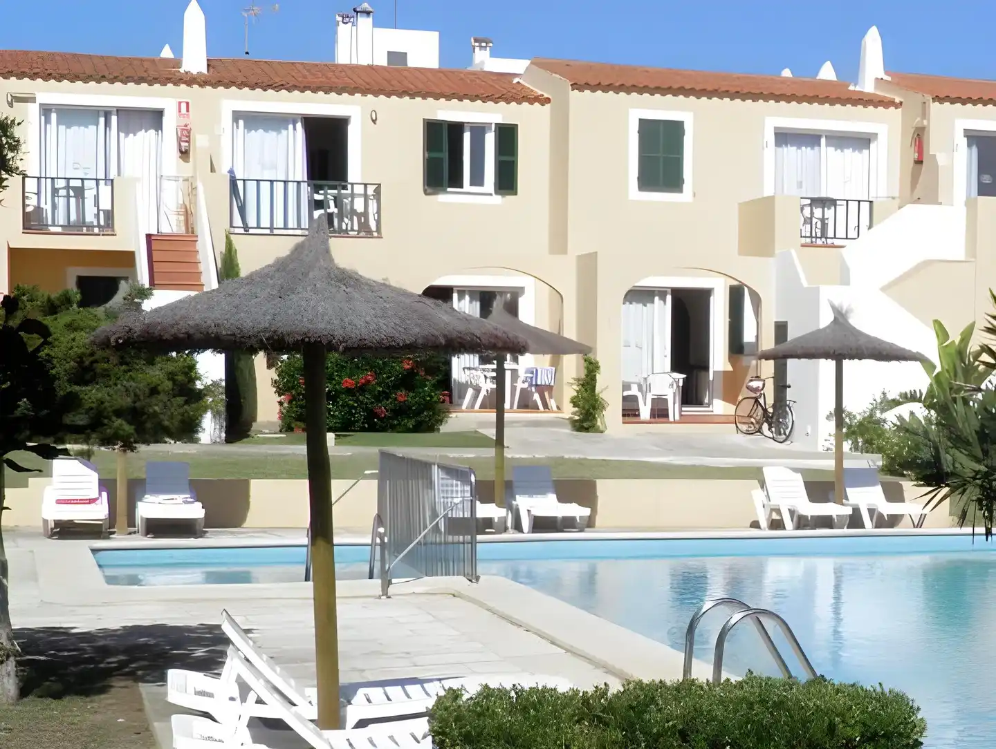 Nure Mar y Mar Pool