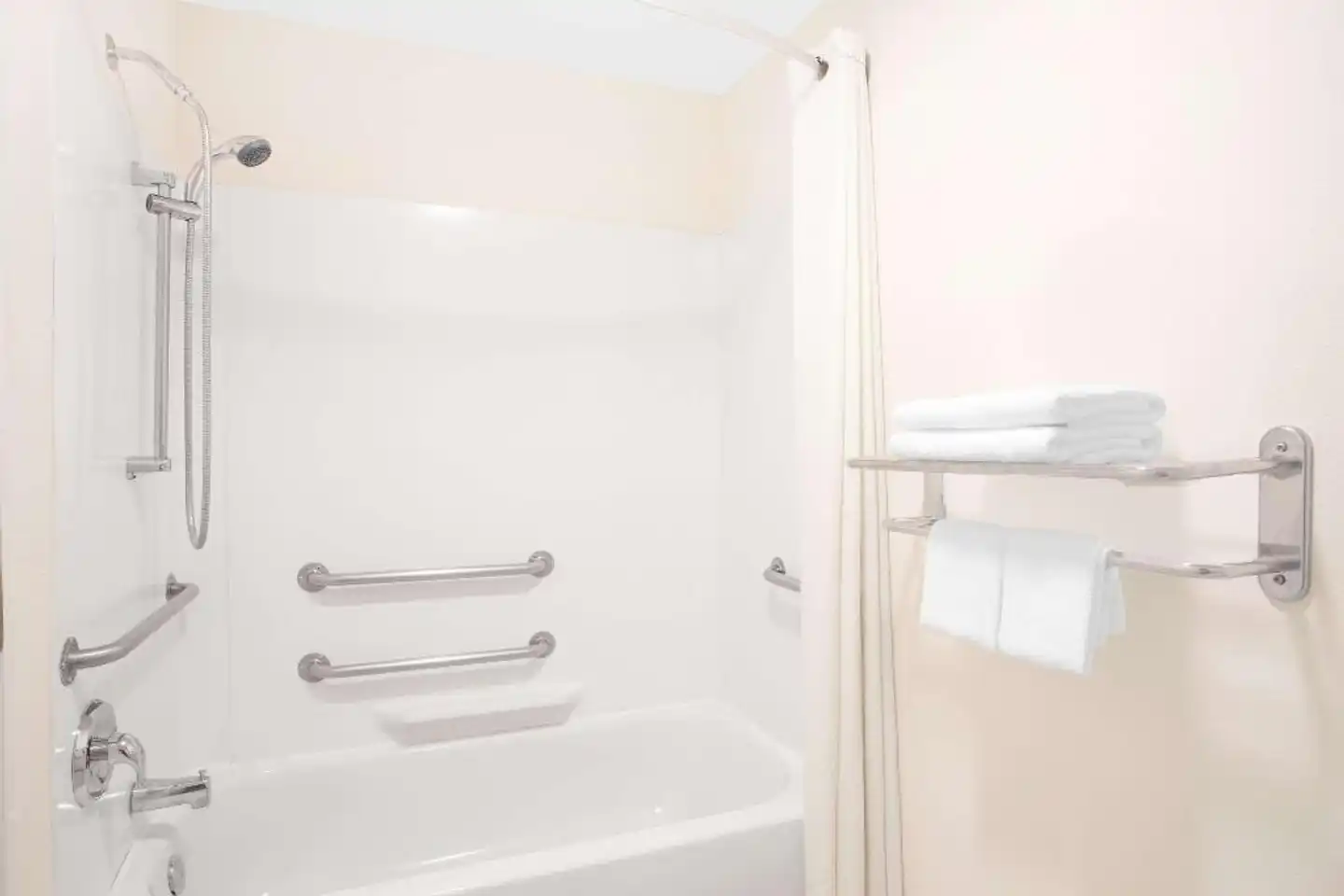 Super 8 by Wyndham Page/Lake Powell Badezimmer