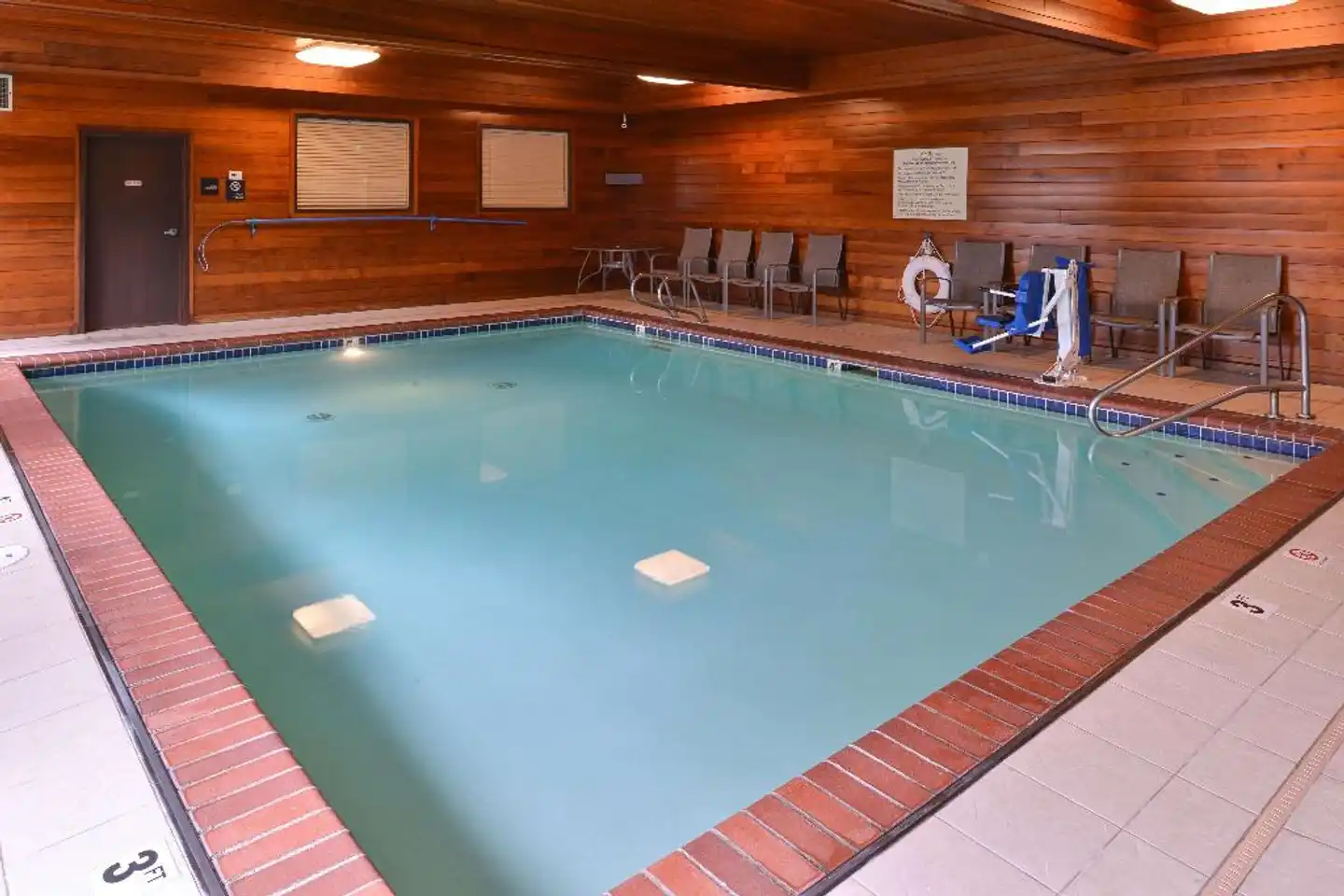 Hampton Inn Portland East Hallenbad