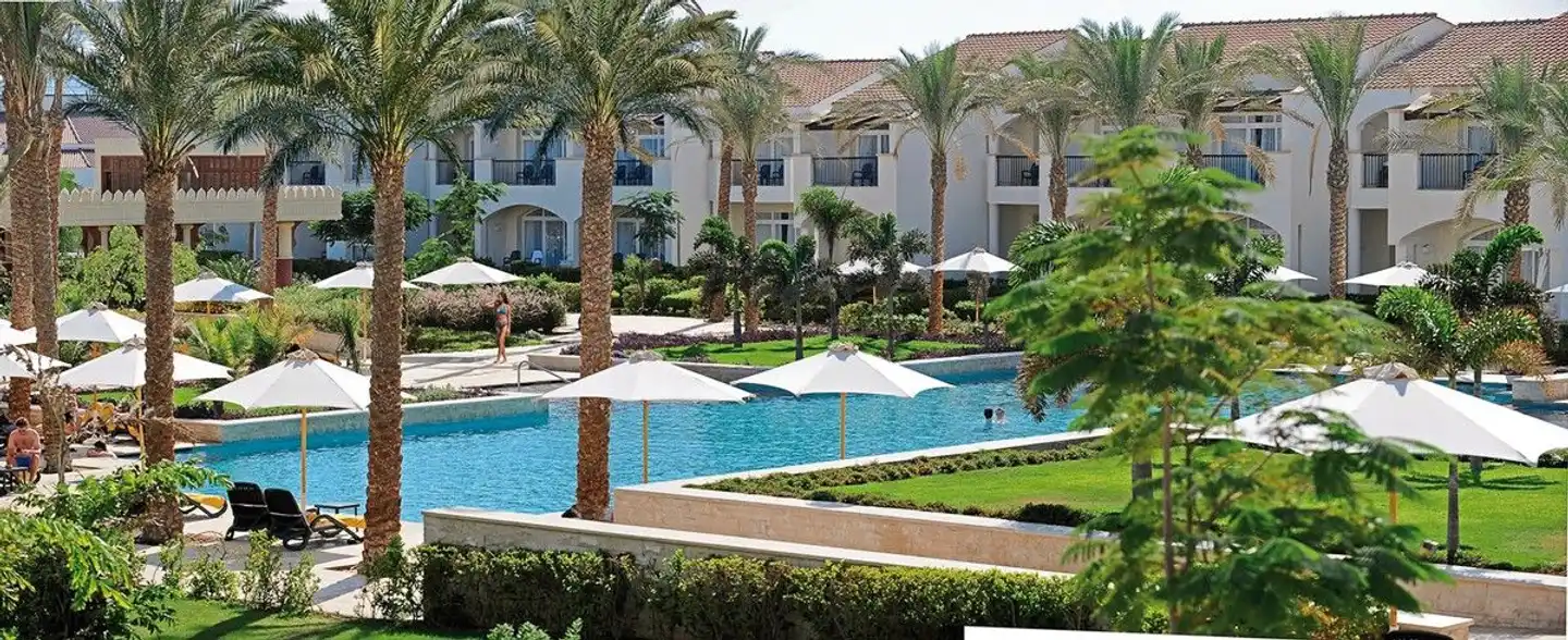 Reef Oasis Blue Bay Resort & Spa Pool