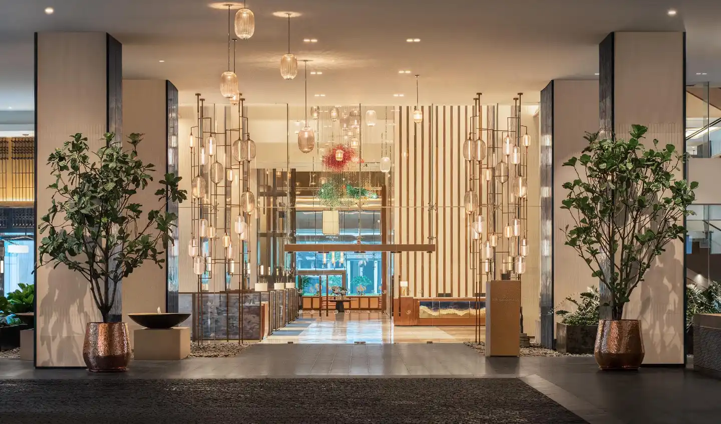 Millennium Hilton Bangkok Lobby