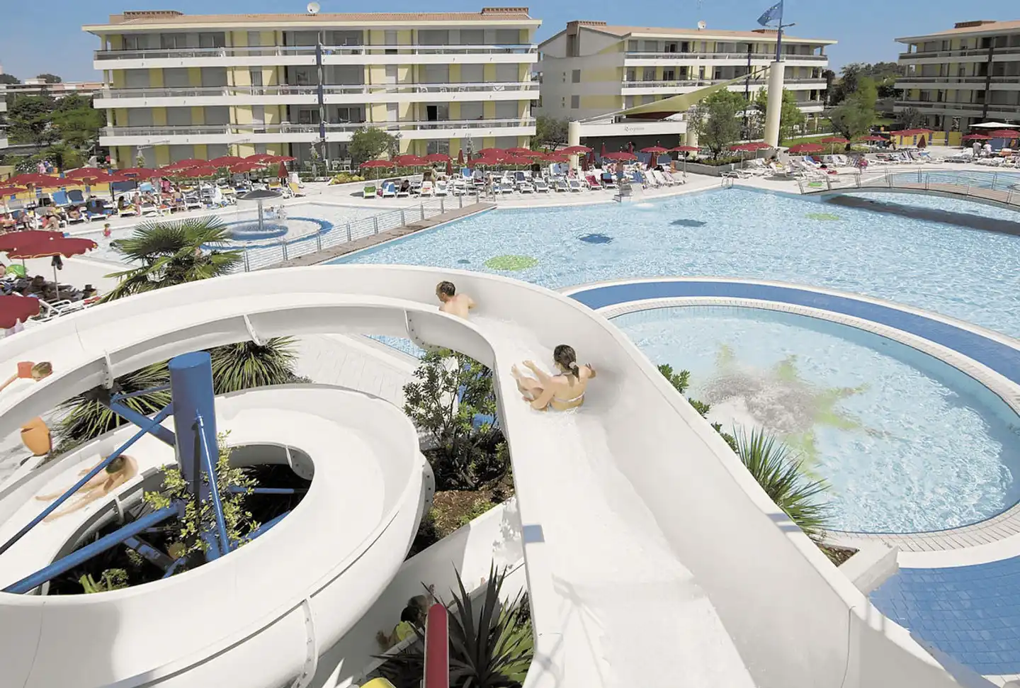 Villaggio Planetarium Pool
