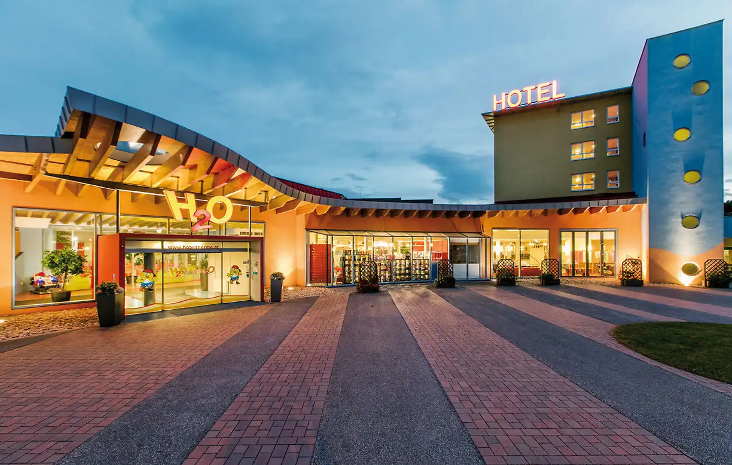 H2O Hotel-Therme-Resort Aussenansicht