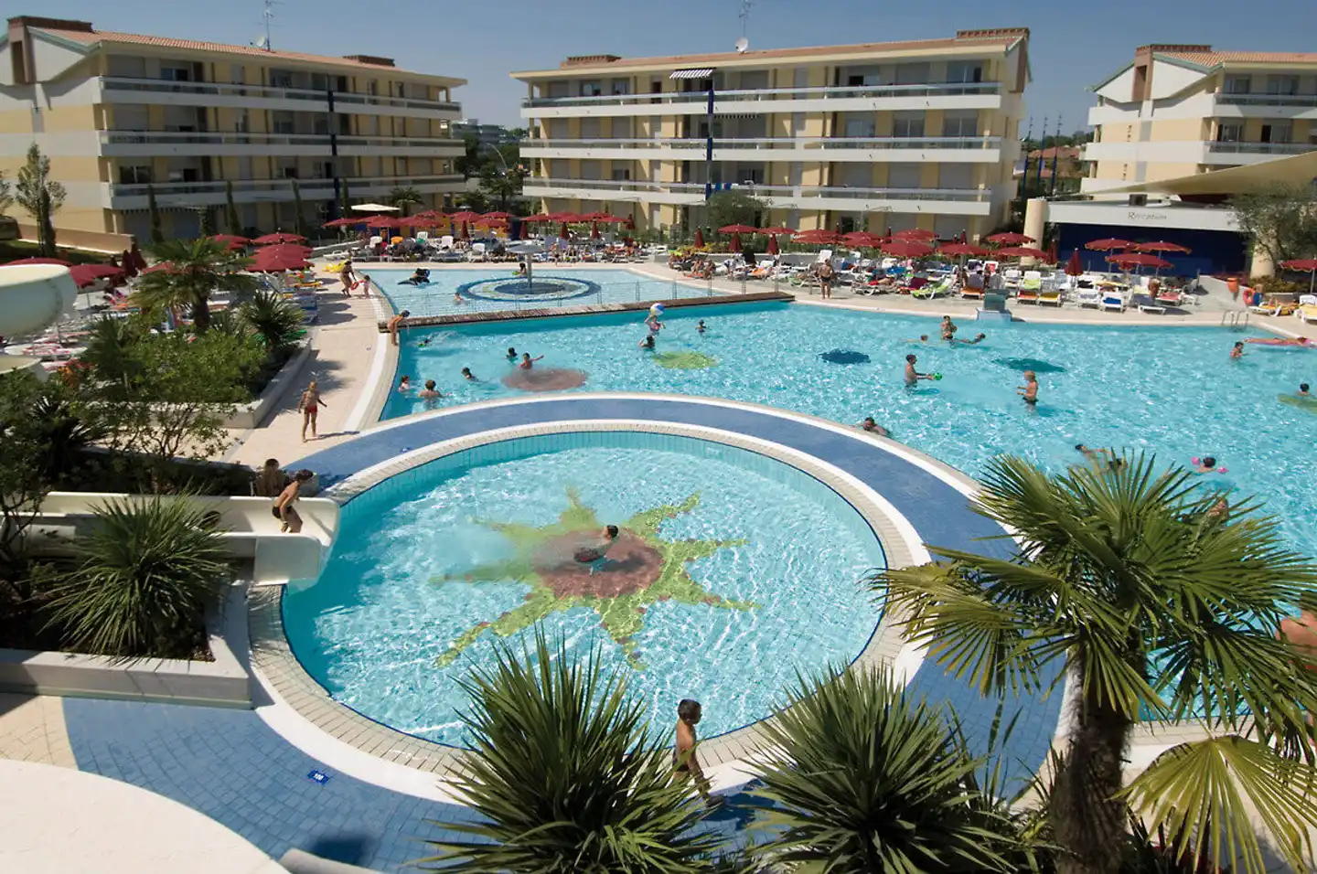 Villaggio Planetarium Pool