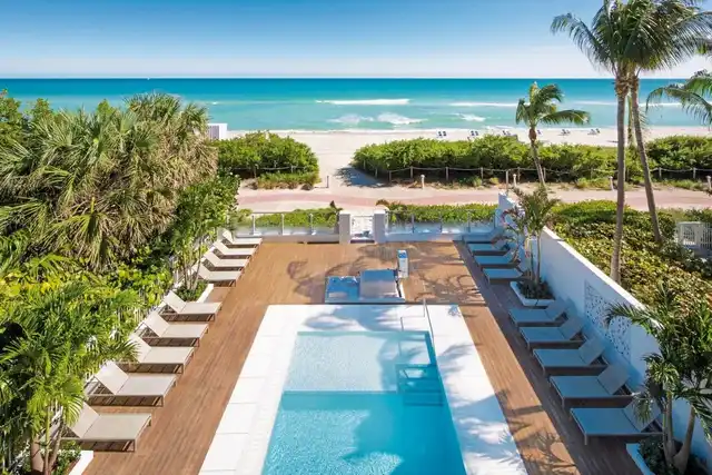 MB Hotel, Trademark Collection by Wyndham Pool