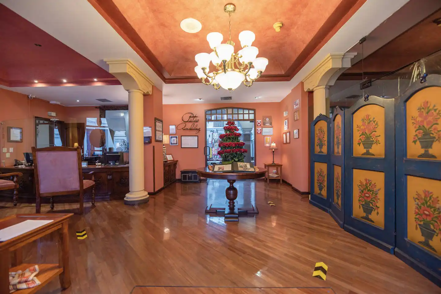 Patio Andaluz Lobby