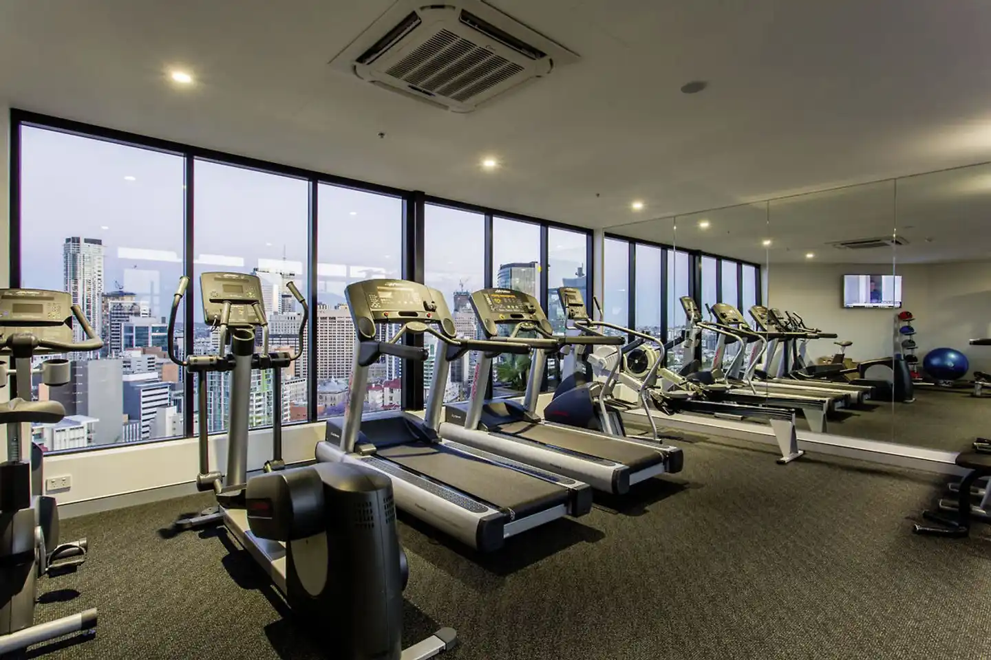 Grand Chancellor Brisbane Sport und Entertainment