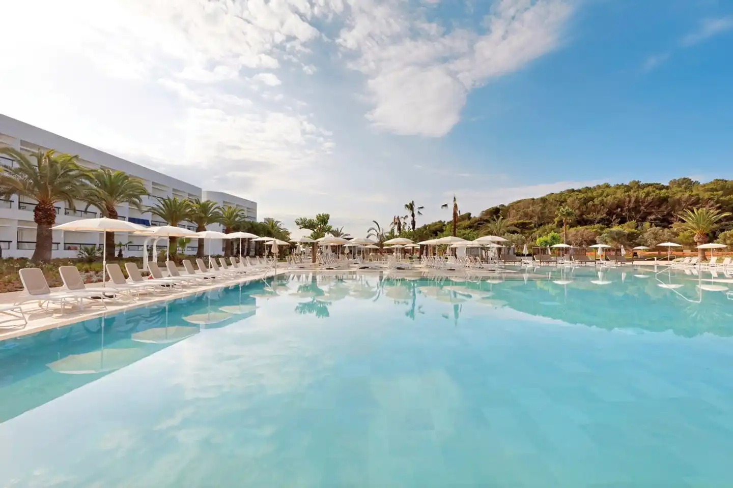 Grand Palladium Select Palace Ibiza Pool