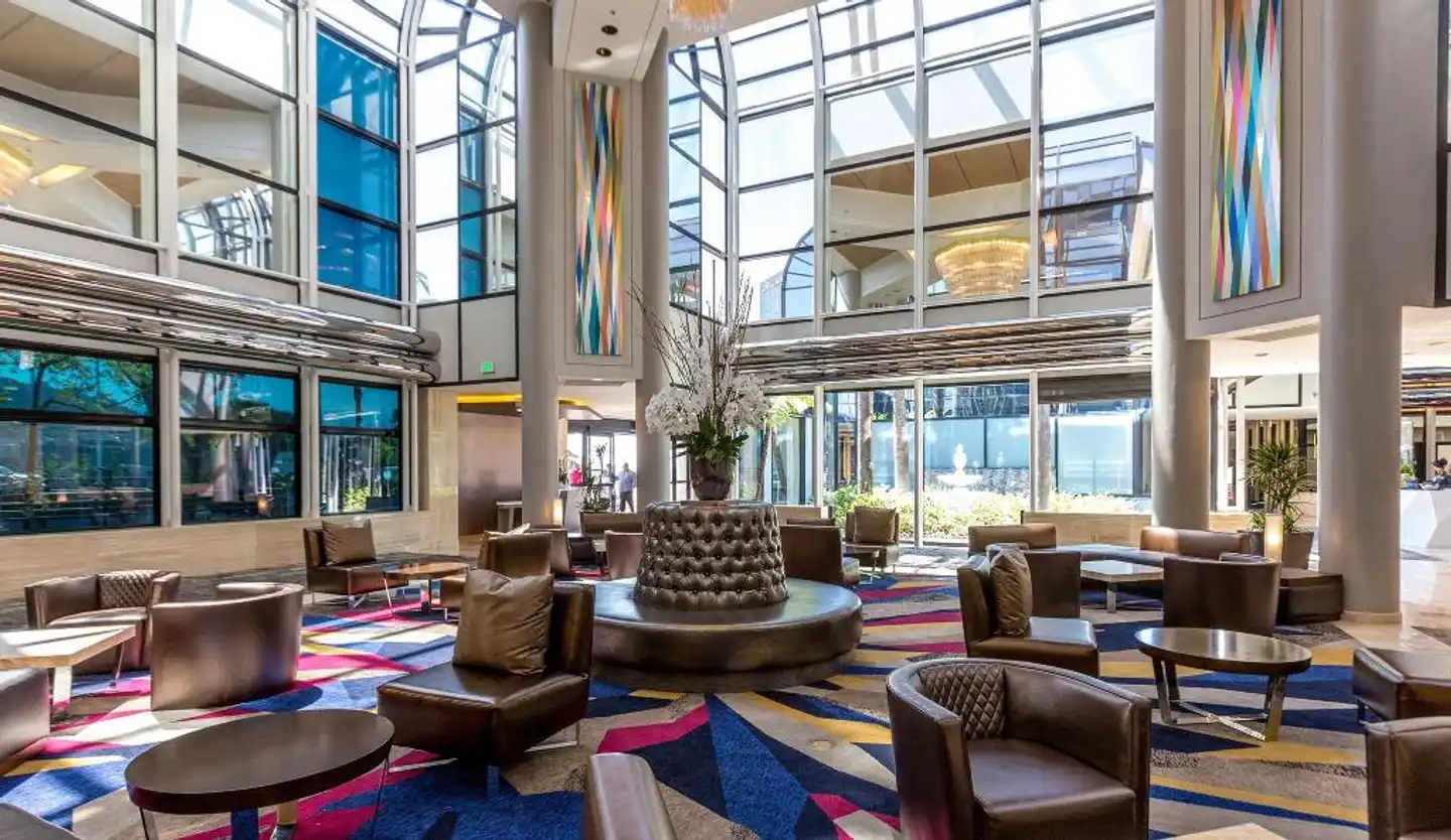 Hilton Los Angeles/Universal City Lobby