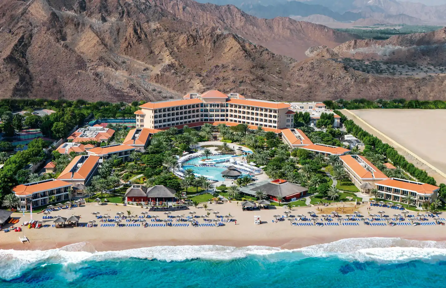 Fujairah Rotana Resort & Spa Al Aqah Beach Aussenansicht