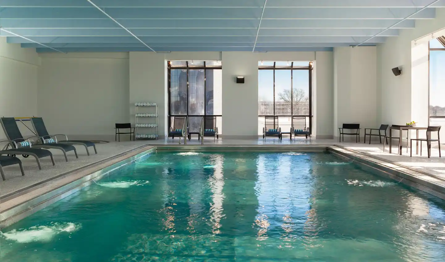 Sheraton Charlotte Hotel Hallenbad