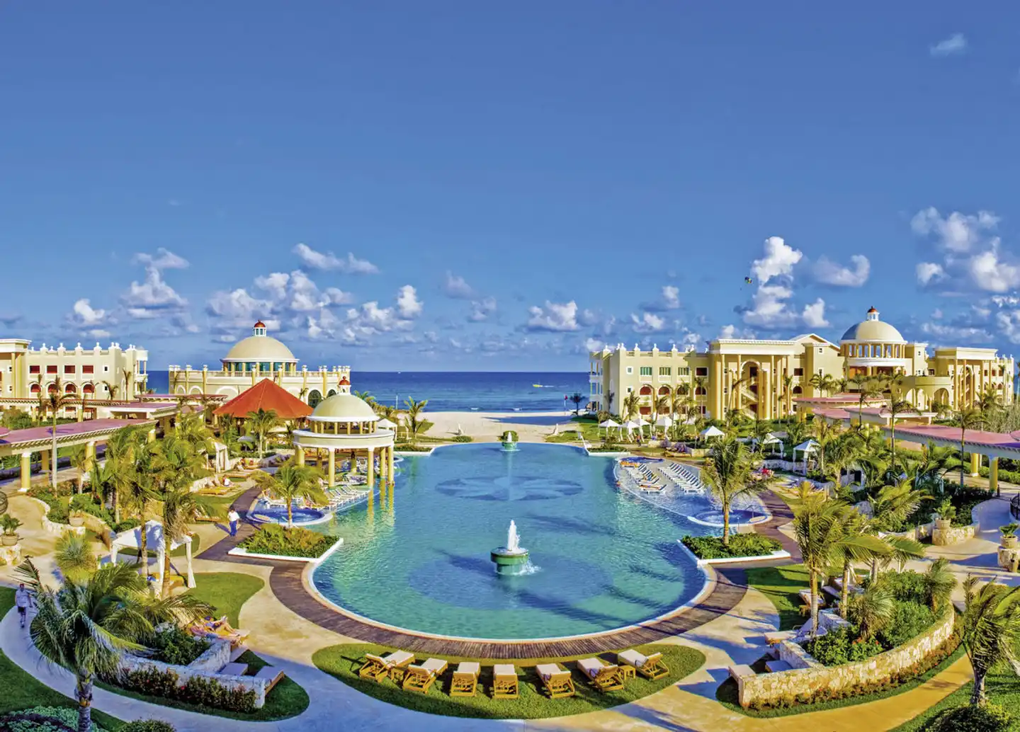 JOIA Paraíso by Iberostar Pool