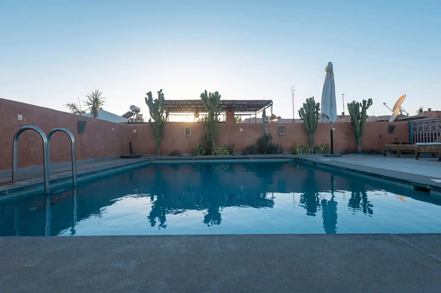 Riad Les Oliviers Pool