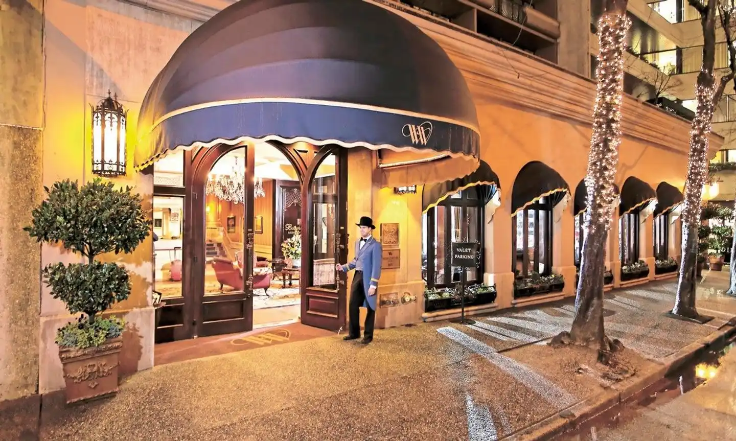 Wedgewood Hotel & Spa Aussenansicht