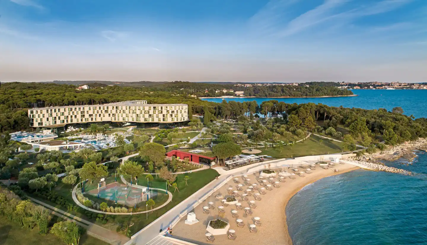 Family Hotel Amarin Aussenansicht