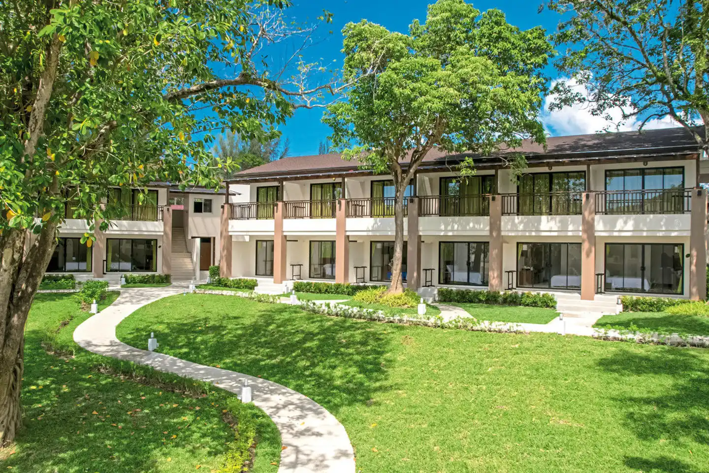 The Leaf Oceanside by Katathani Resort Garten