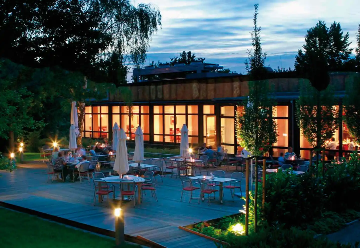 H+ Hotel Bochum Aussenansicht