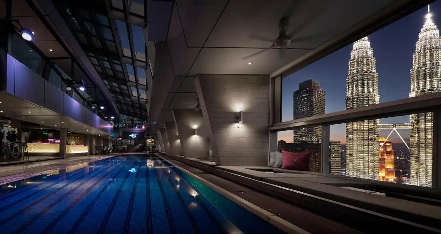 Traders Hotel Kuala Lumpur Hallenbad
