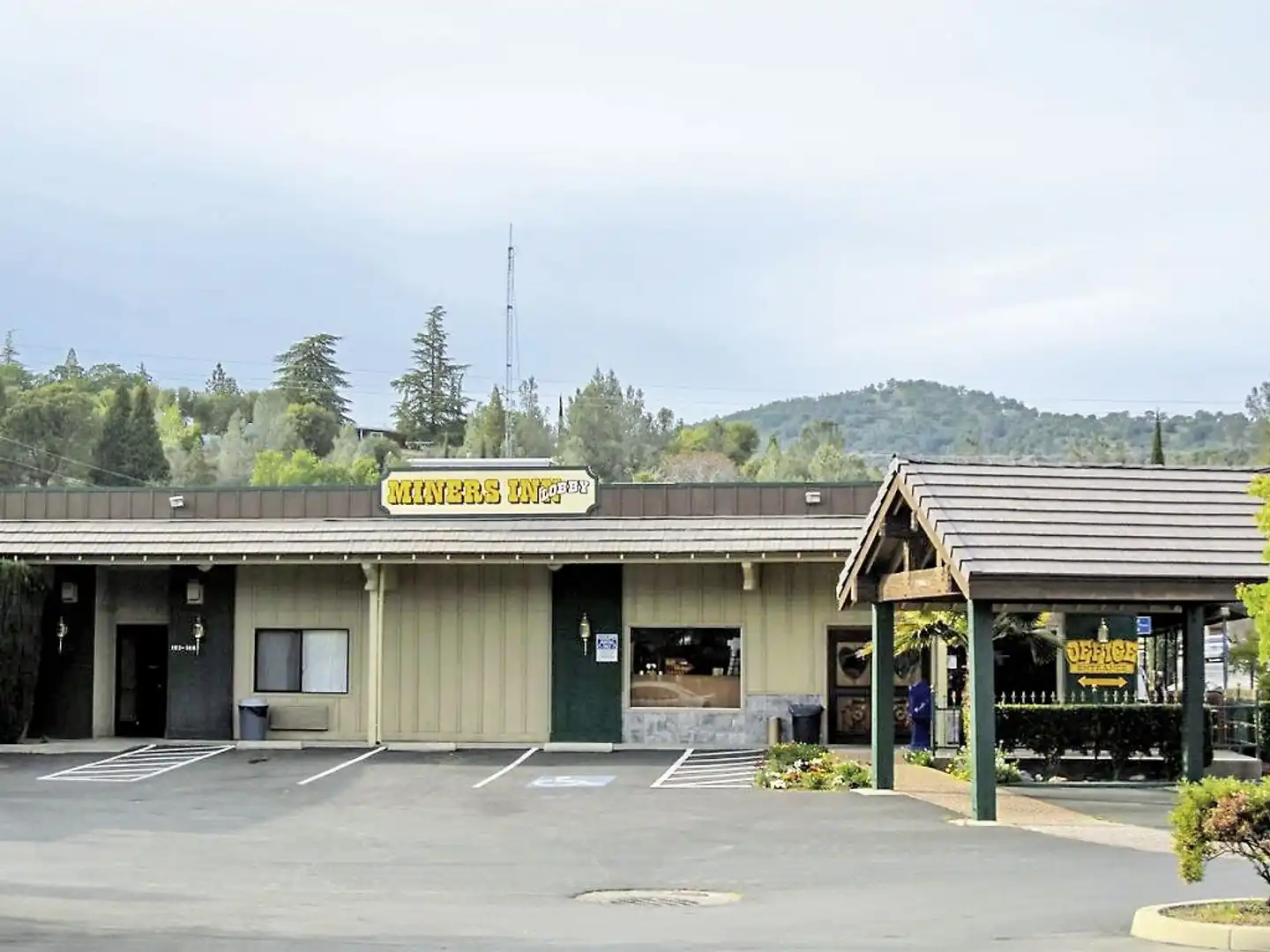 Yosemite Miners Inn Aussenansicht