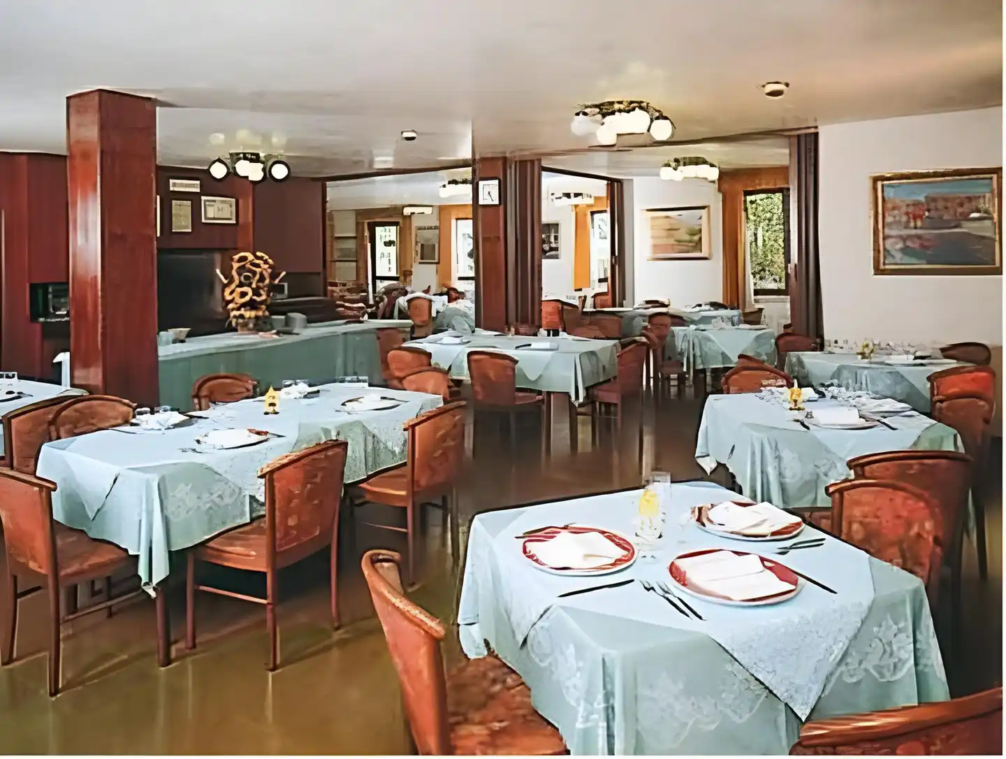 Astra Restaurant