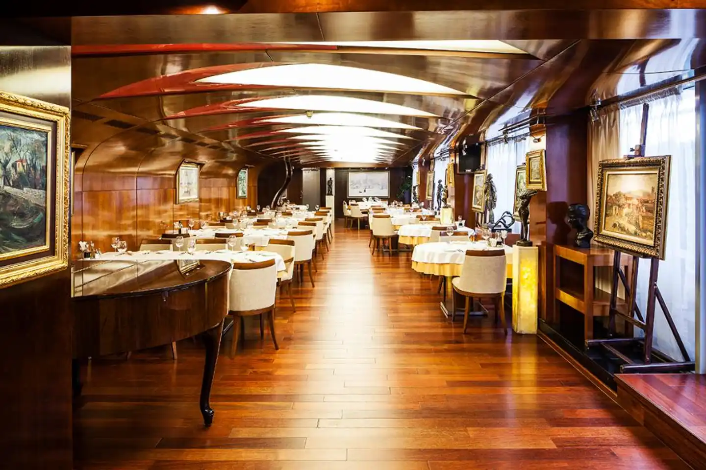 Anel Restaurant