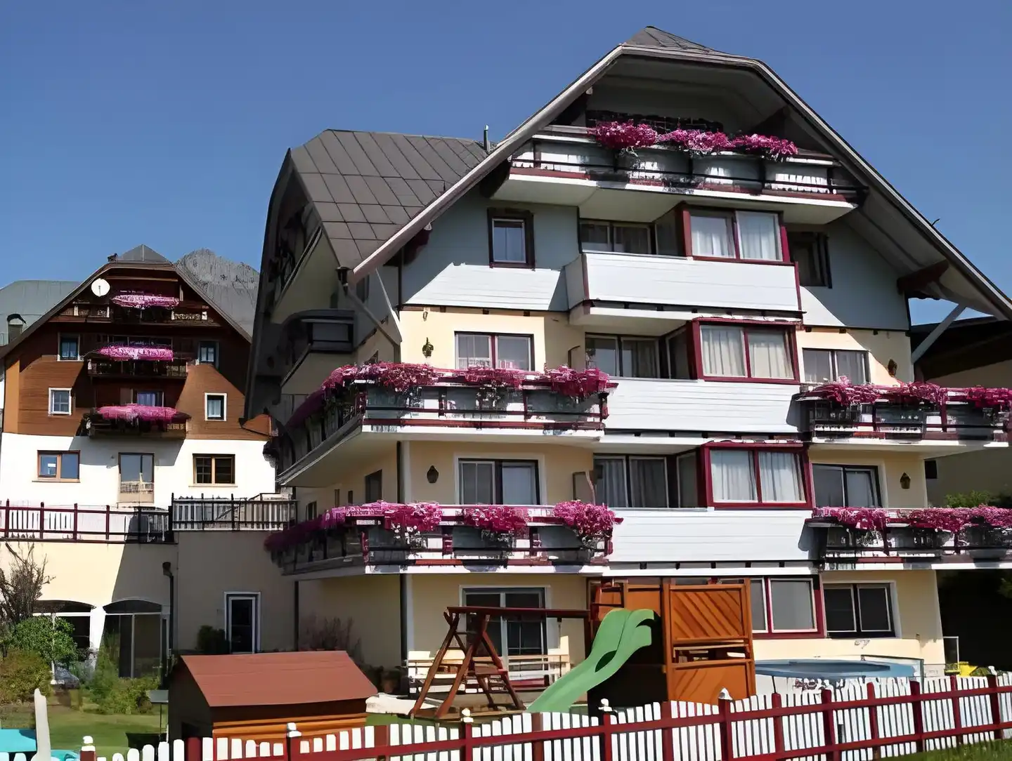 Neuwirt Aussenansicht